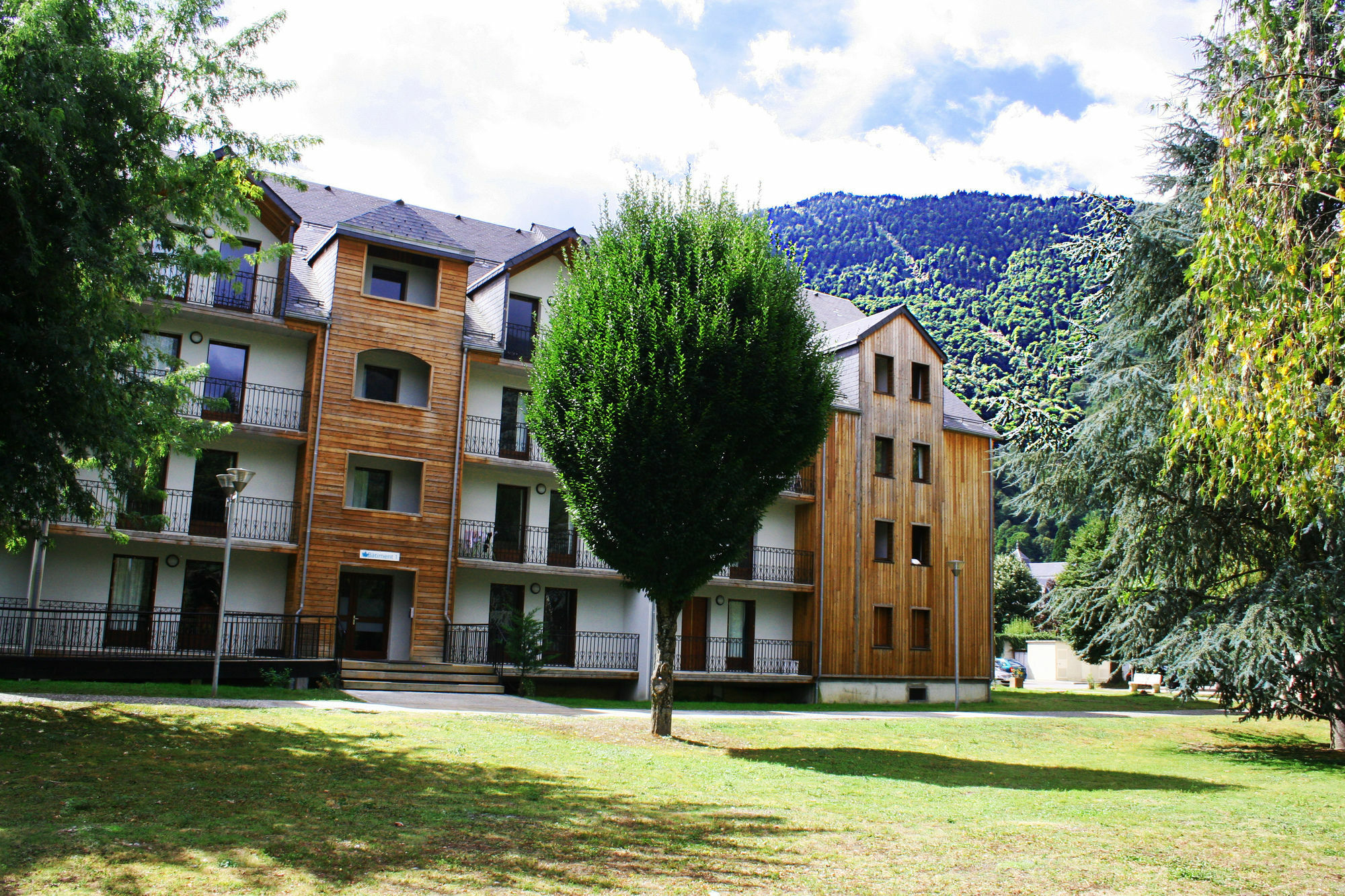 Residence Les Jardins De Ramel By Popinns Bagnères-de-Luchon Extérieur photo