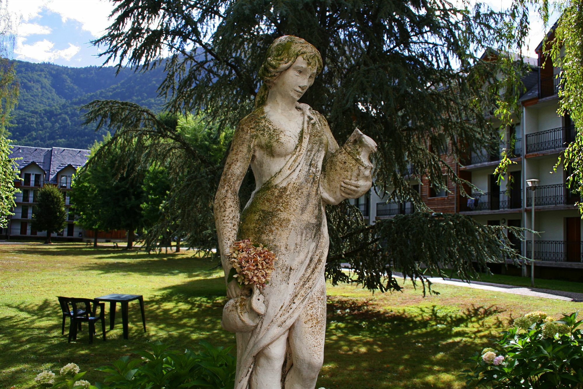 Residence Les Jardins De Ramel By Popinns Bagnères-de-Luchon Extérieur photo